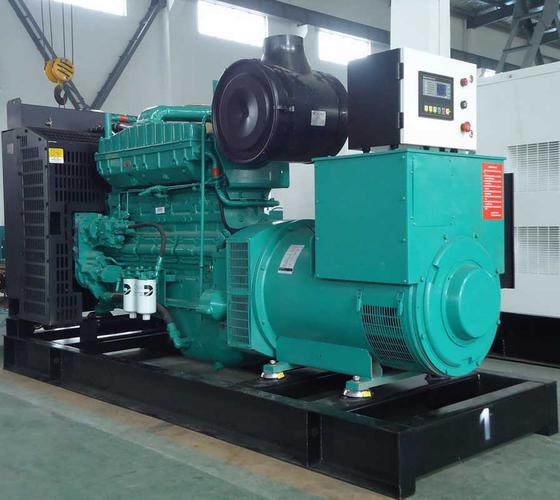 君東動力300kw康明斯發電機組 高效穩定，無刷發電技術領先